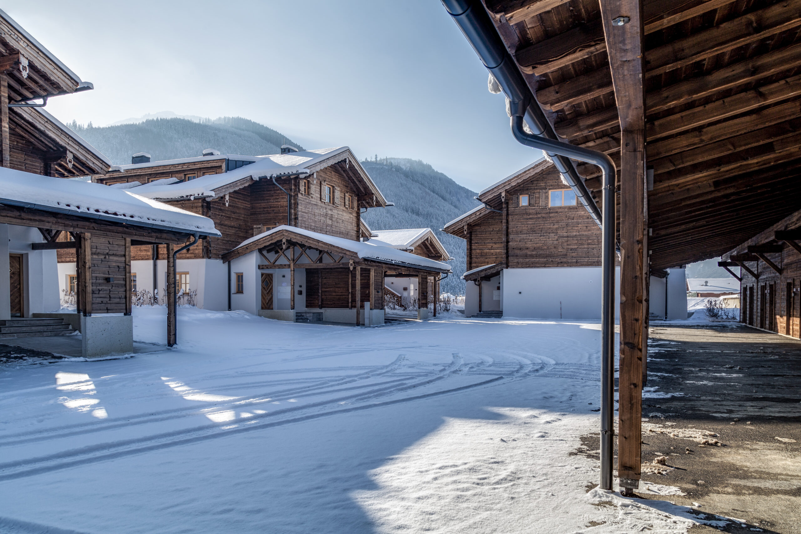 Einfahrt Winter Ferienwohnung in Hollersbach von Alpina Holiday