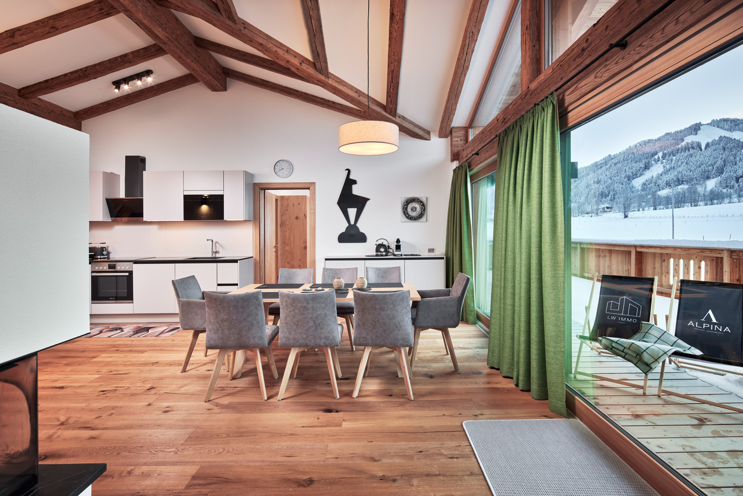 Essbereich Top 15 Ferienwohnung in Buchensteinwand von Alpina Holiday