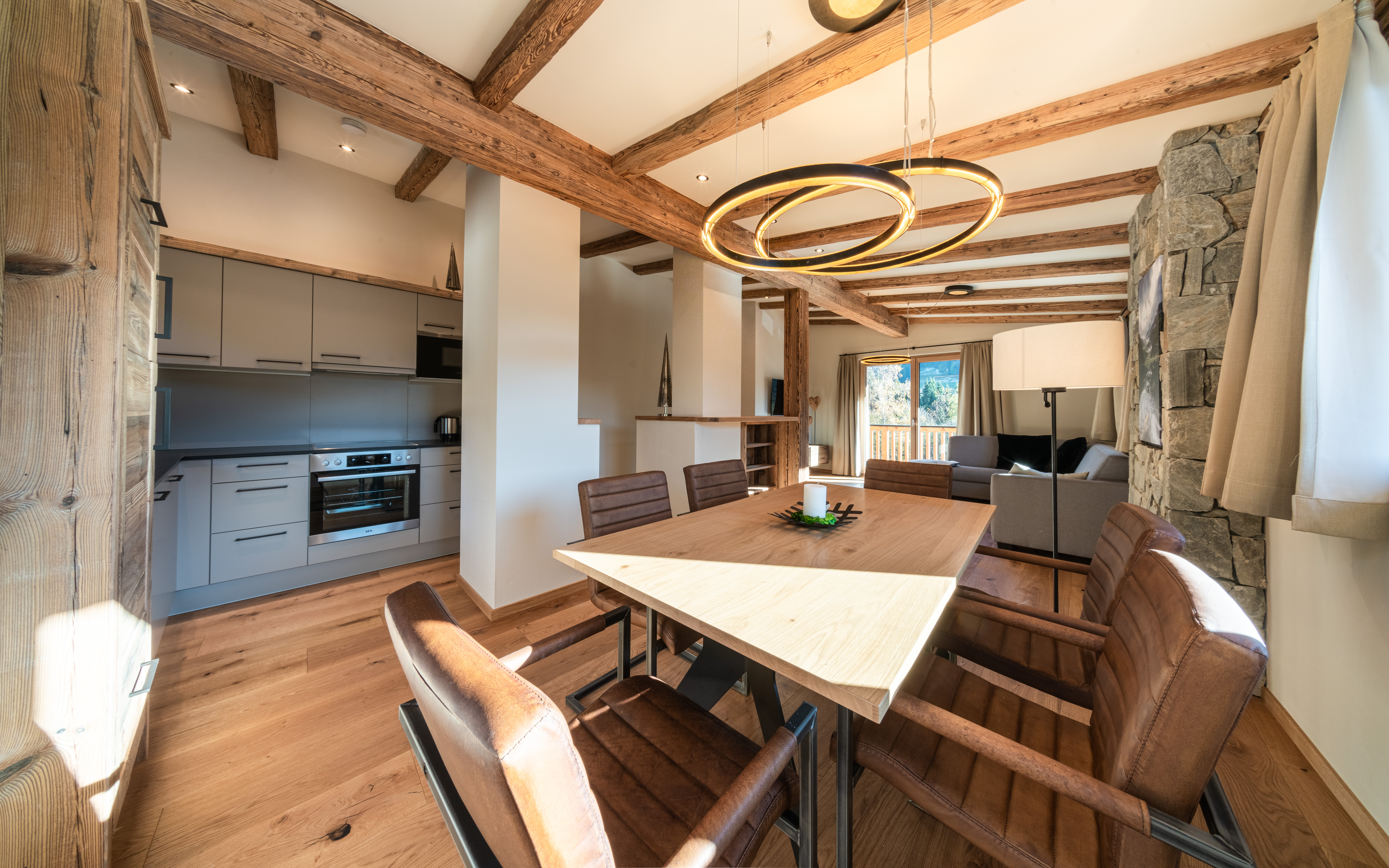 Koch-Essbereich Top3 Ferienwohnung Jochberg von Alpina Holiday