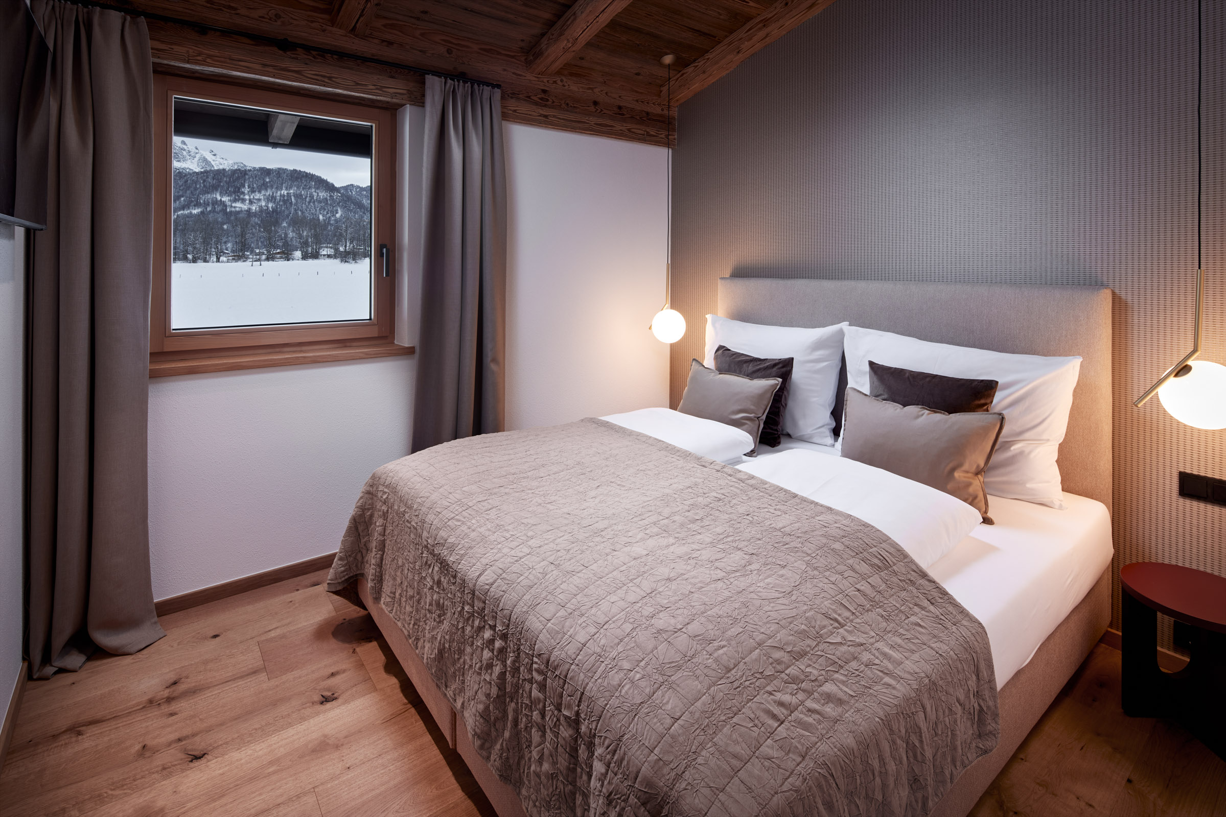 Aussicht Schlafzimmer Top 11 Ferienwohnung in Buchensteinwand von Alpina Holiday